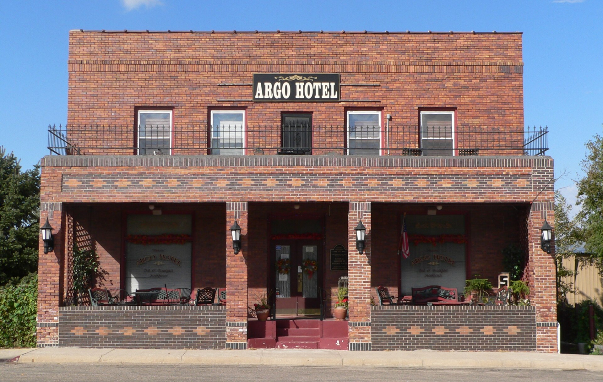 Historic Argo Hotel — Crofton, Nebraska